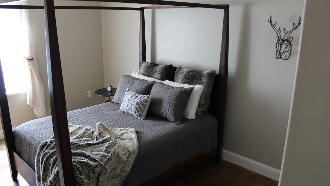 Photo of Bedroom in Mapleton