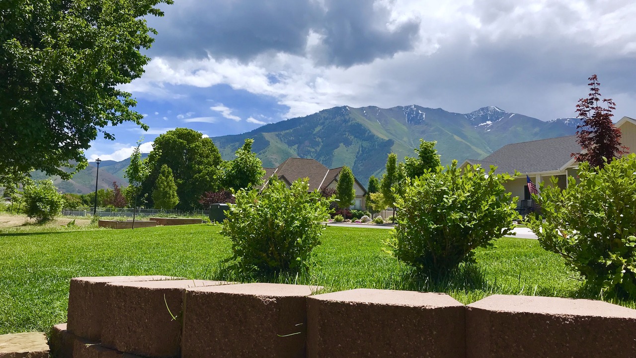 Photo of Outdoor in Mapleton