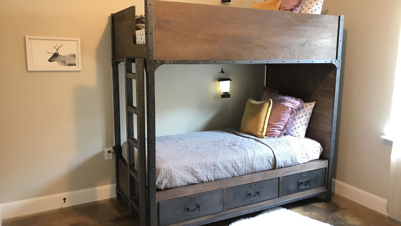 Photo of Bedroom in Mapleton