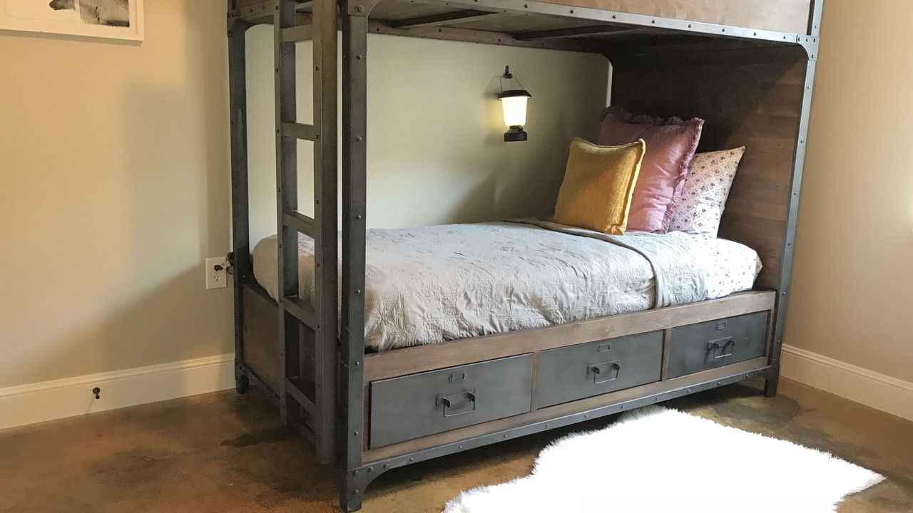 Photo of Bedroom in Mapleton