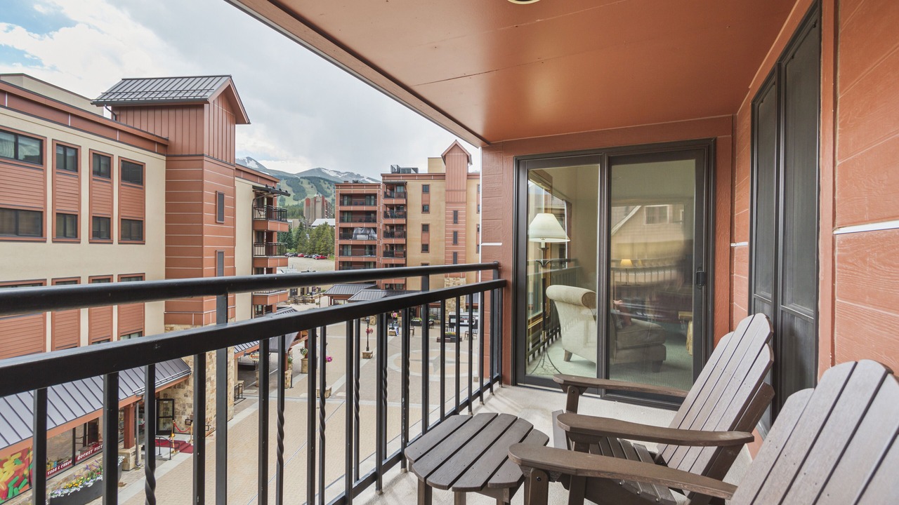 Photo of Patio Balcony in Peak 9