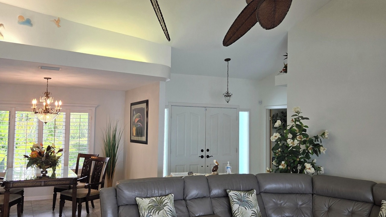 Photo of Livingroom in Pelican