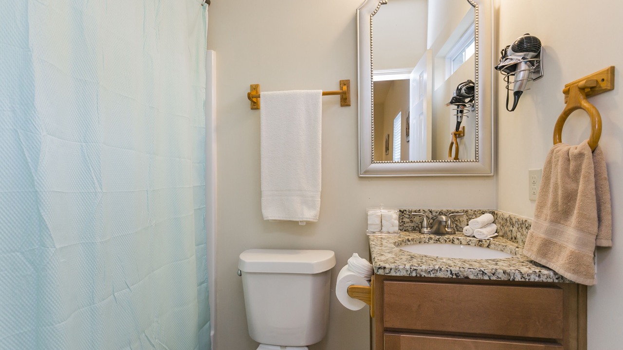 Photo of Bathroom in Eighth Avenue