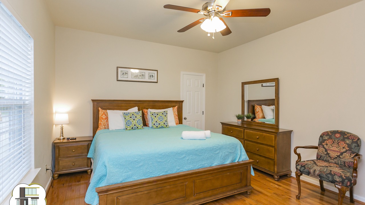 Photo of Bedroom in Eighth Avenue