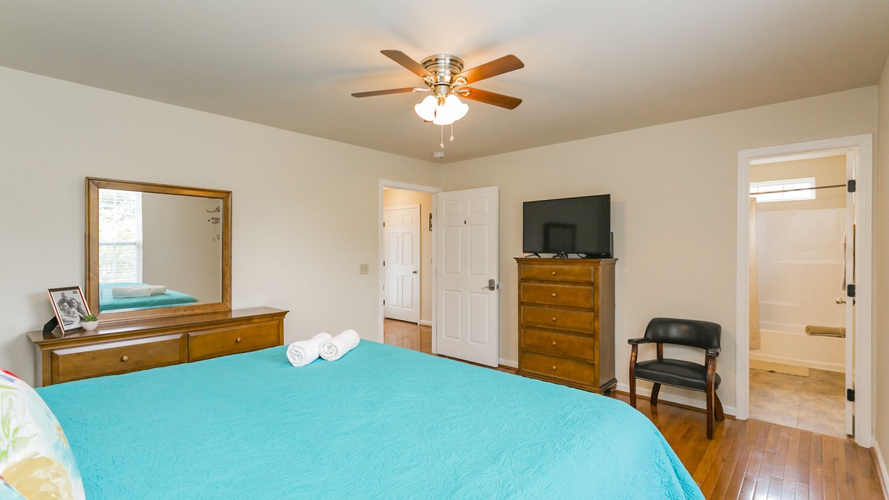 Photo of Bedroom in Eighth Avenue