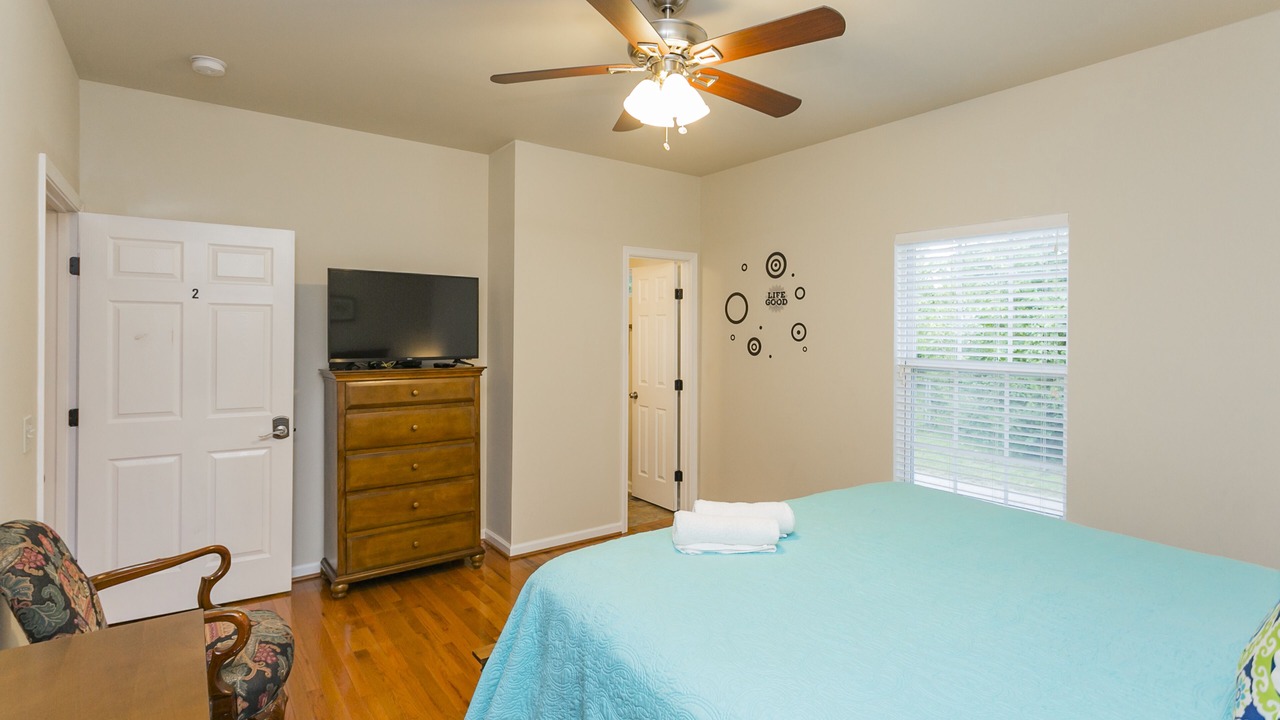 Photo of Bedroom in Eighth Avenue