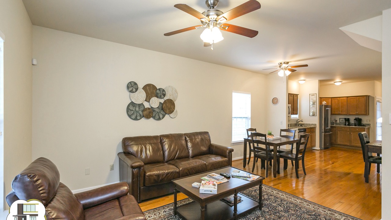 Photo of Livingroom in Eighth Avenue