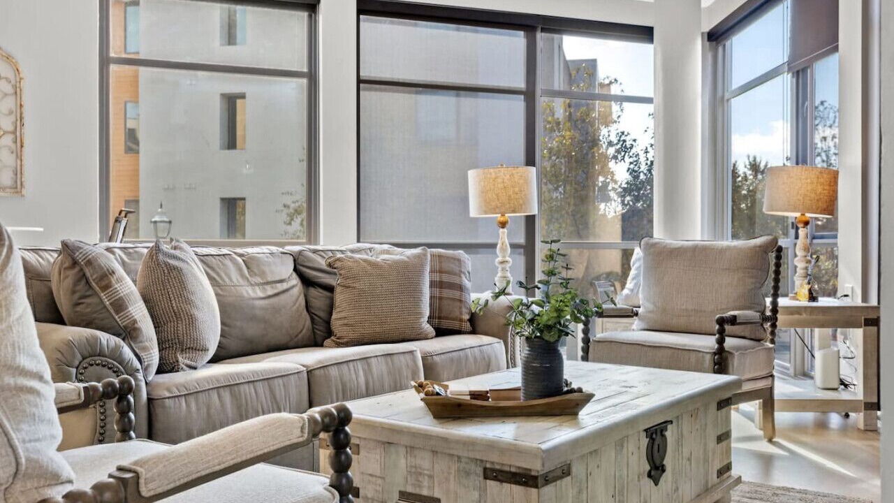 Photo of Livingroom in Rolling Mill Hill