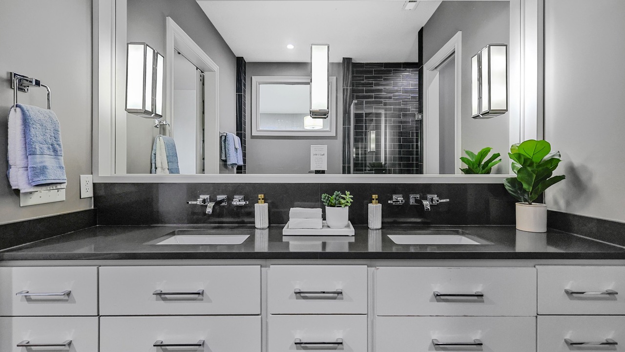 Photo of Bathroom in West End