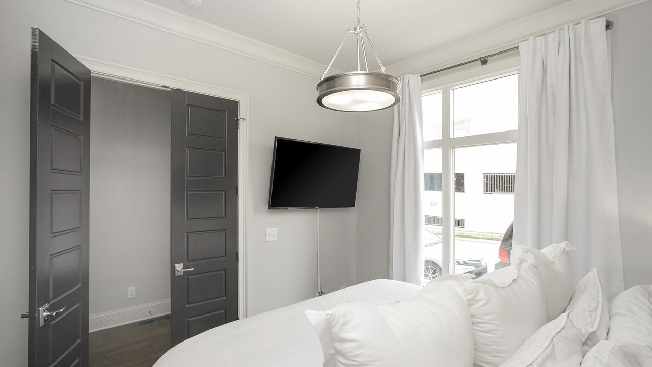 Photo of Bedroom in West End