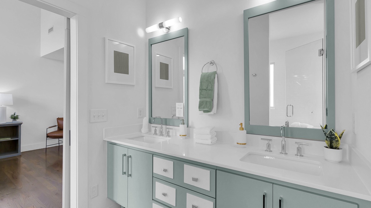 Photo of Bathroom in West End