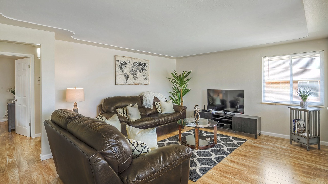 Photo of Livingroom in Edgewater