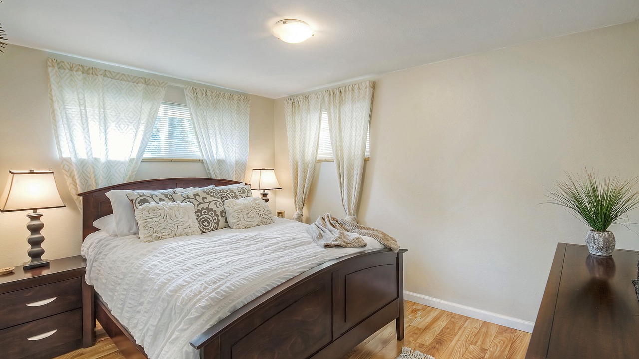 Photo of Bedroom in Edgewater
