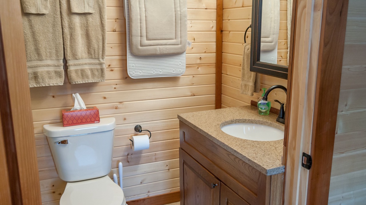 Photo of Bathroom in Makanda