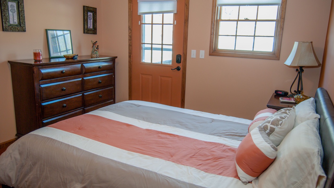 Photo of Bedroom in Cobden