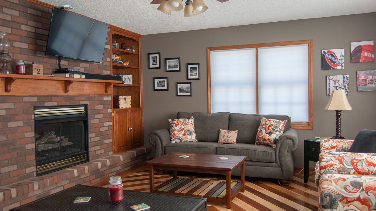 Photo of Livingroom in Cobden