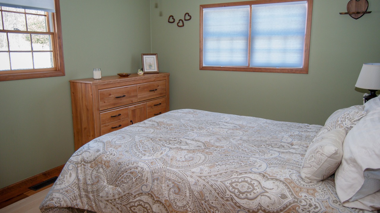 Photo of Bedroom in Cobden