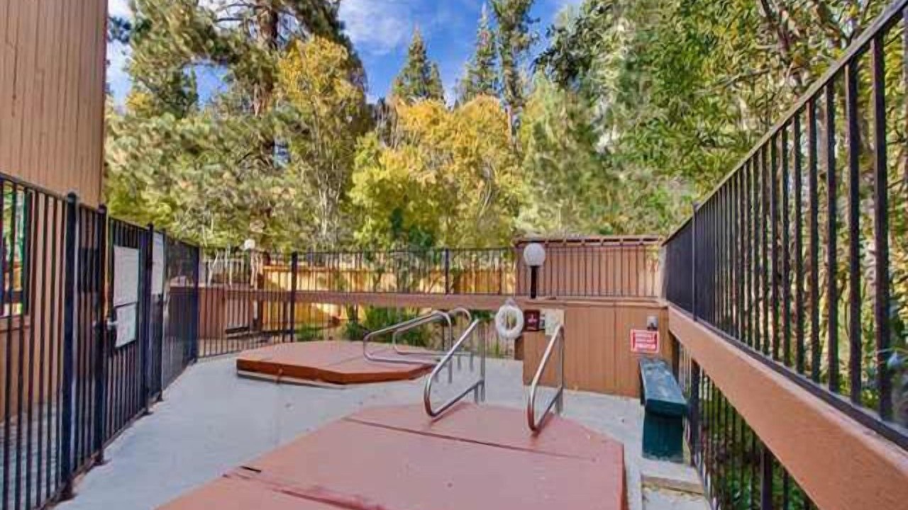 Photo of Patio Balcony in Carnelian Woods