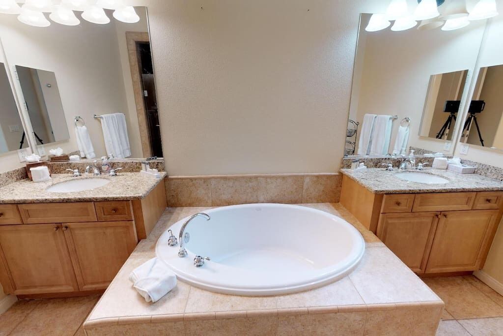 Photo of Bathroom in La Quinta