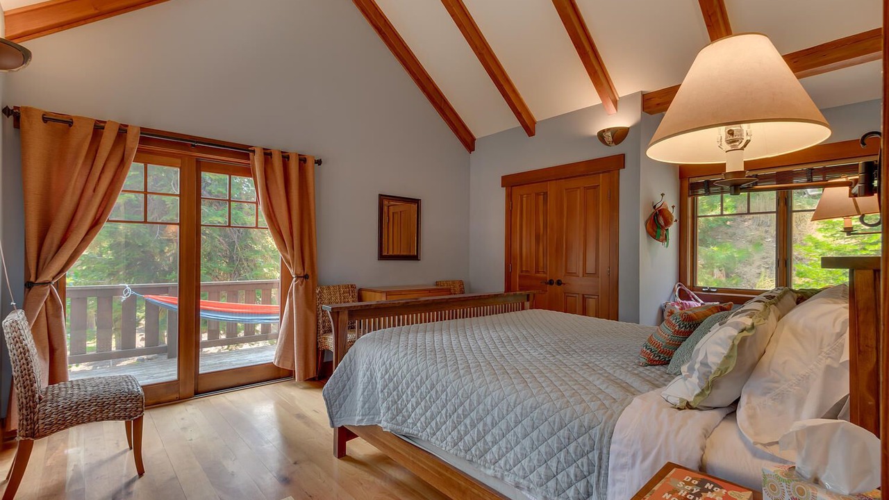 Photo of Bedroom in Carnelian Bay