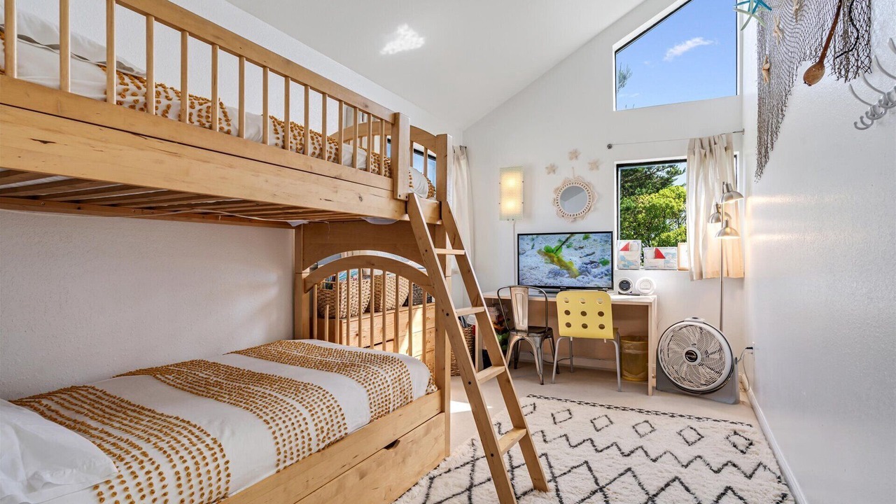 Photo of Bedroom in Dillon Beach