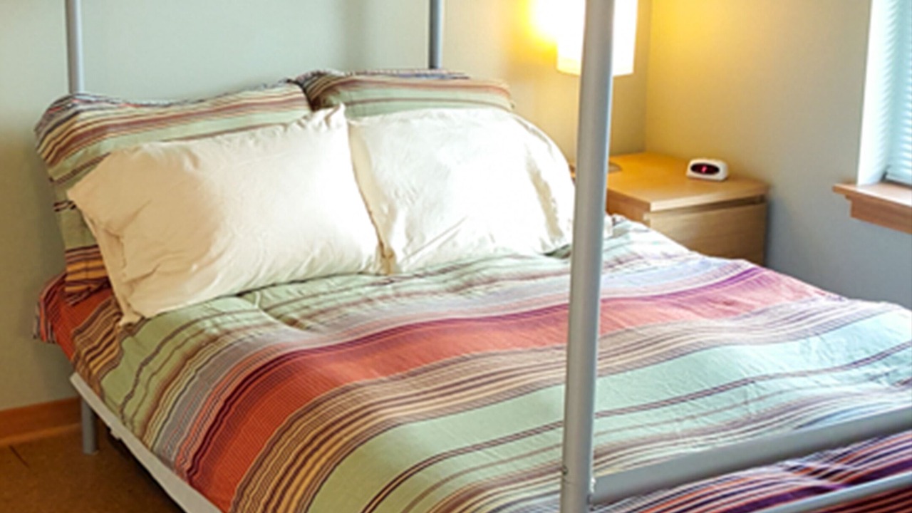 Photo of Bedroom in Netarts