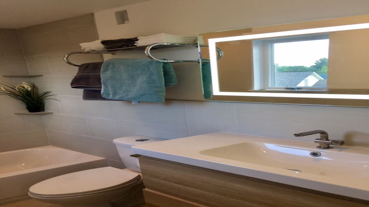 Photo of Bathroom in Sunnyside