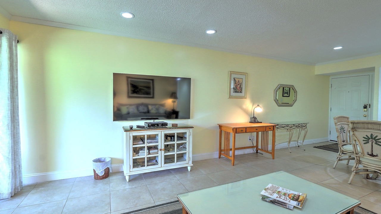 Photo of Bedroom in South Beach