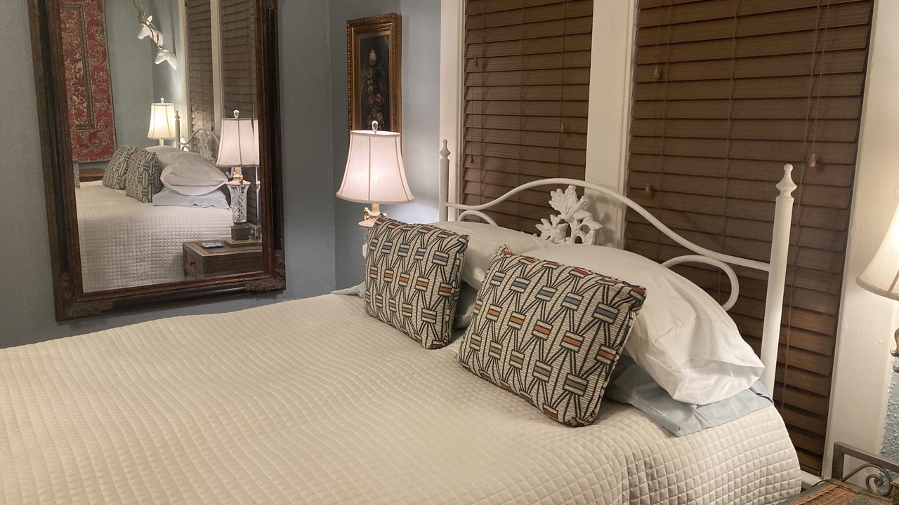 Photo of Bedroom in Crosstown