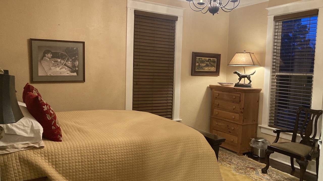 Photo of Bedroom in Crosstown