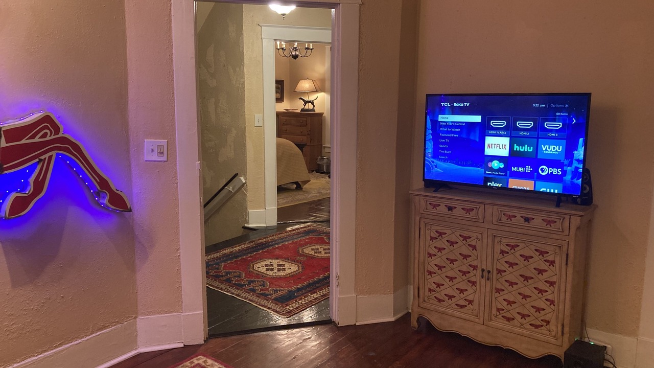 Photo of Bedroom in Crosstown