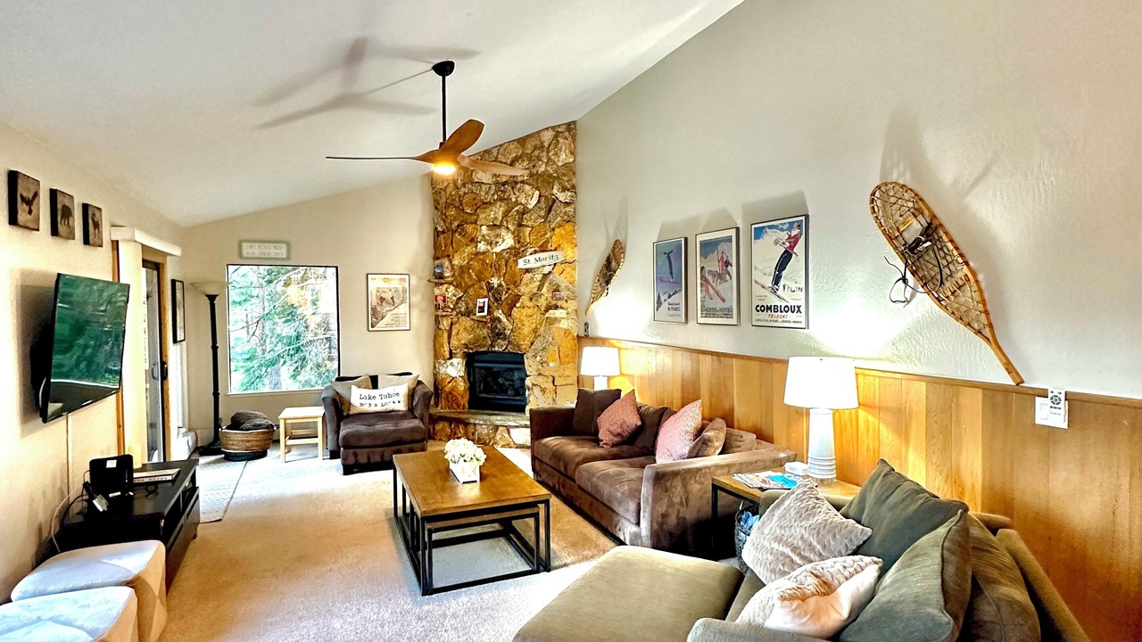 Photo of Bedroom in Tahoe Woods