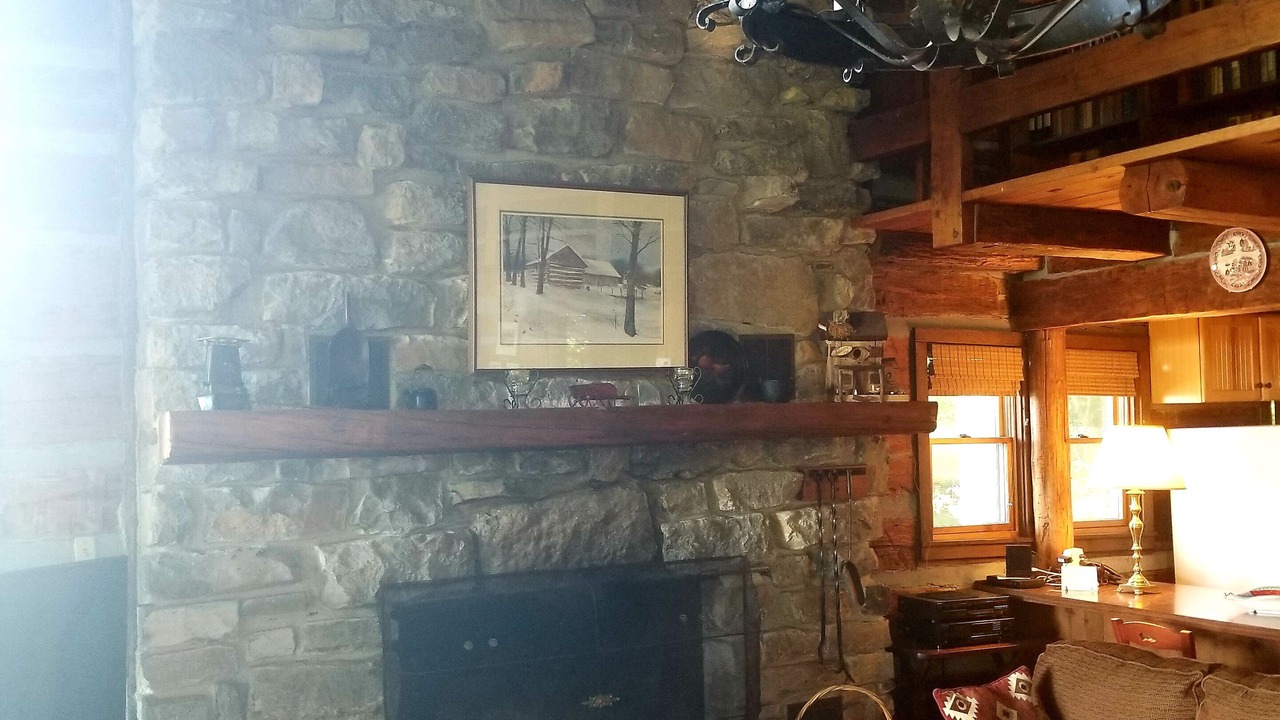 Photo of Livingroom in Smithville