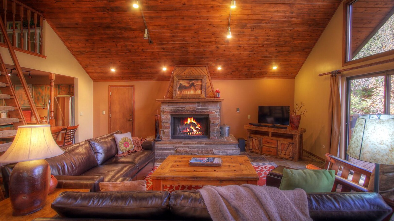 Photo of Livingroom in Sundance