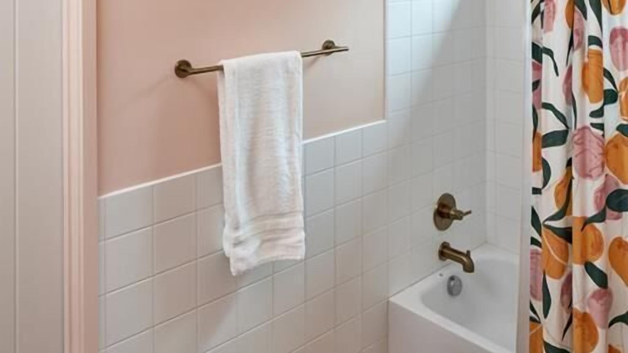 Photo of Bathroom in Sunset Point