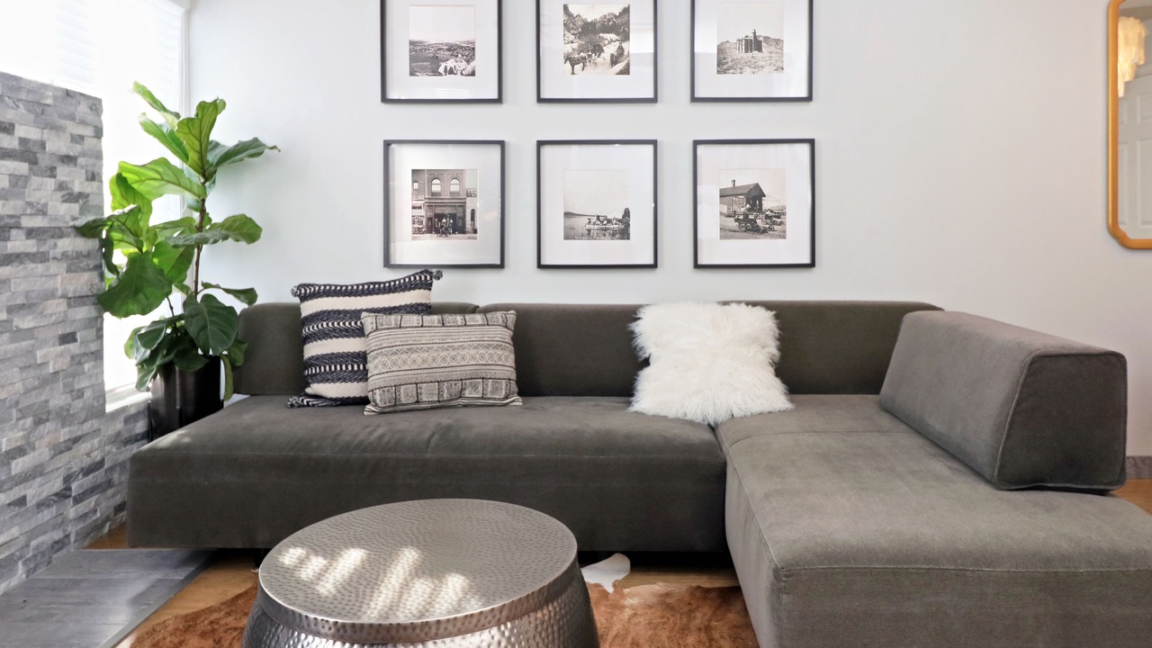 Photo of Livingroom in Whittier