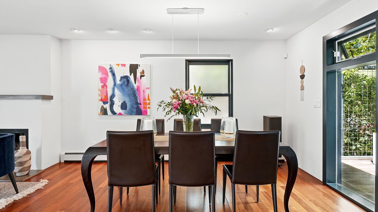 Photo of Livingroom in Newlands
