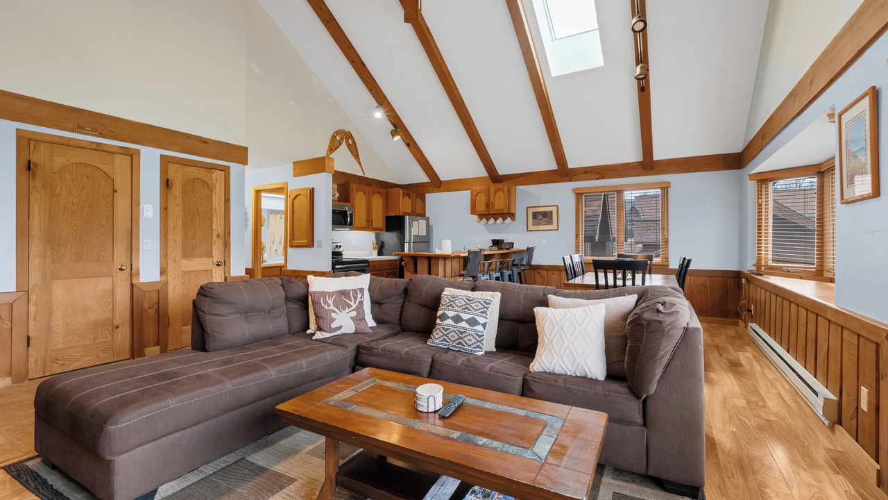 Photo of Livingroom in Thompsonville
