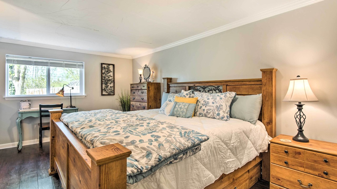 Photo of Bedroom in Creighton