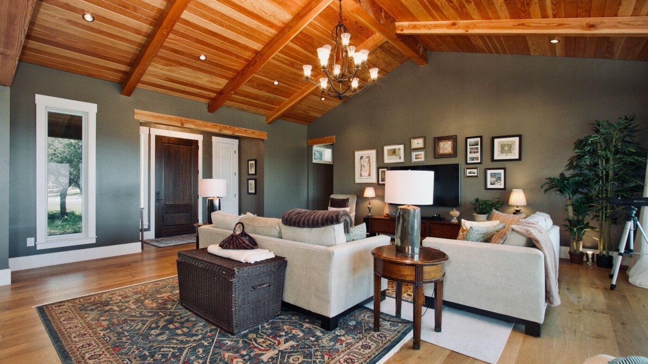 Photo of Bedroom in Canyon Lake