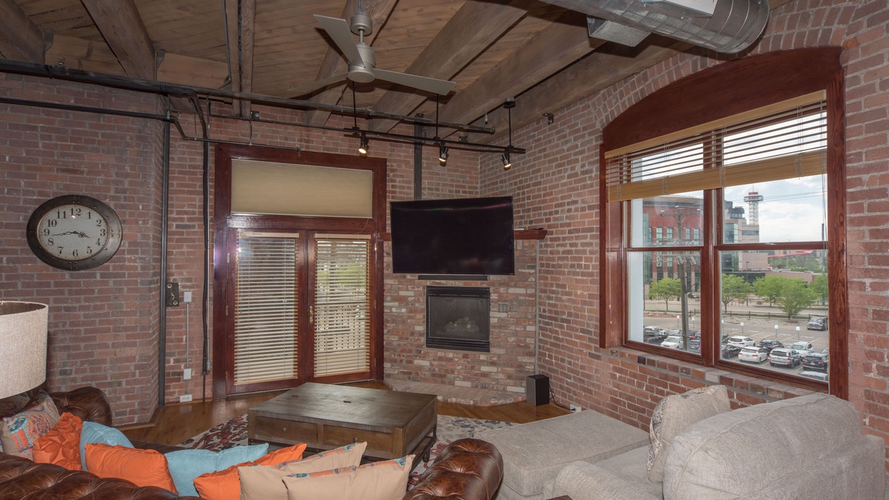 Photo of Bedroom in Auraria