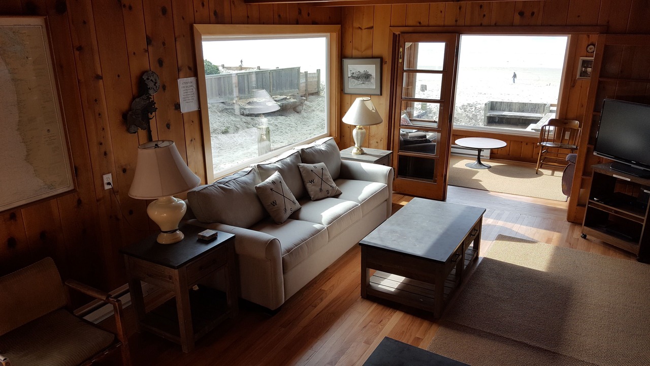 Photo of Bedroom in Downtown Cannon Beach