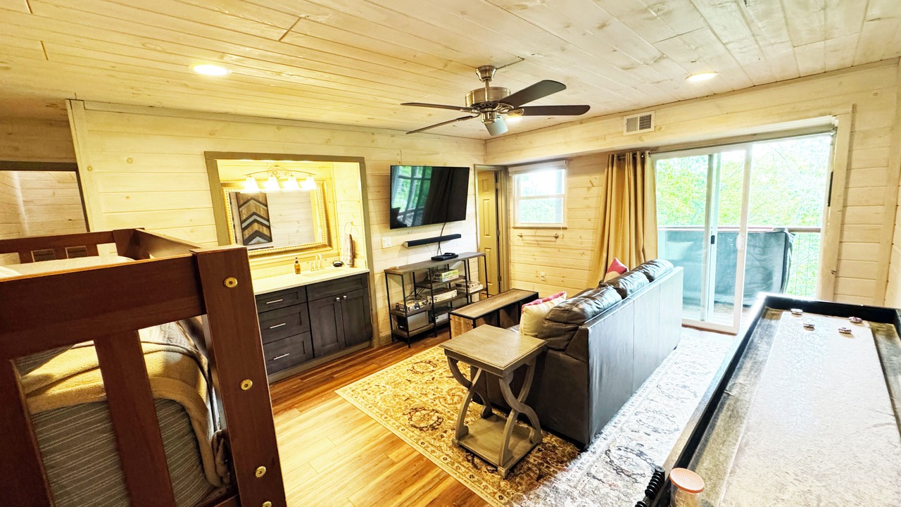 Photo of Bedroom in Chalet Village