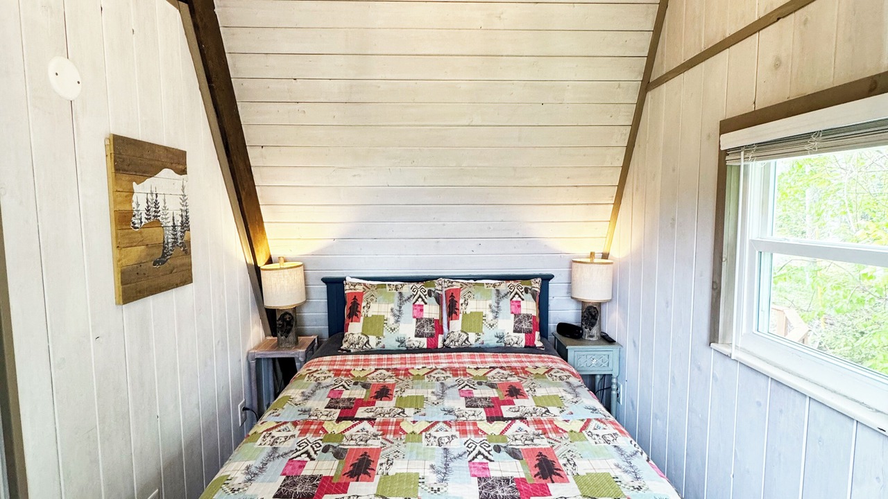 Photo of Bedroom in Chalet Village