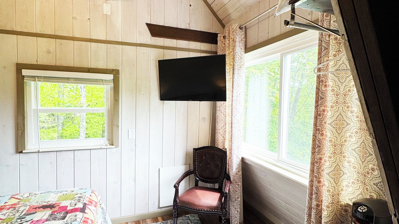 Photo of Bedroom in Chalet Village