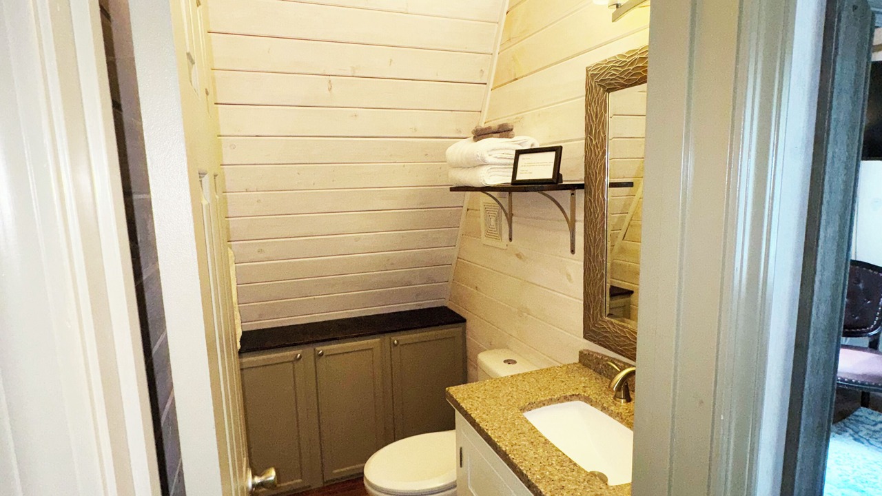 Photo of Bedroom in Chalet Village