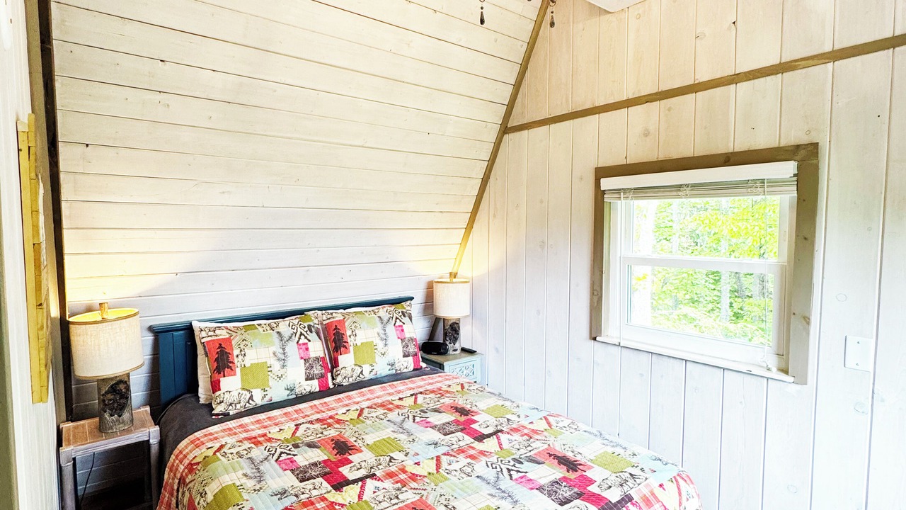 Photo of Bedroom in Chalet Village