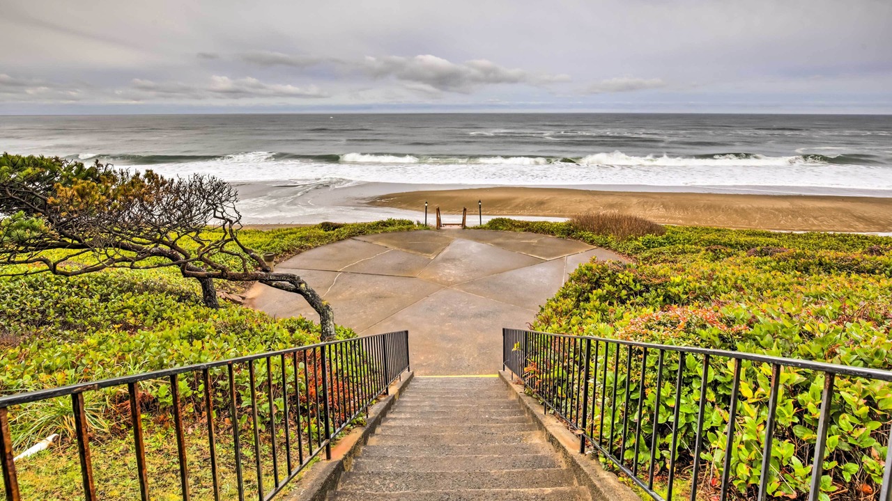 Photo of Others in Lincoln Beach