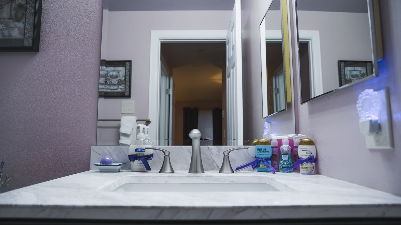 Photo of Bathroom in Broadview