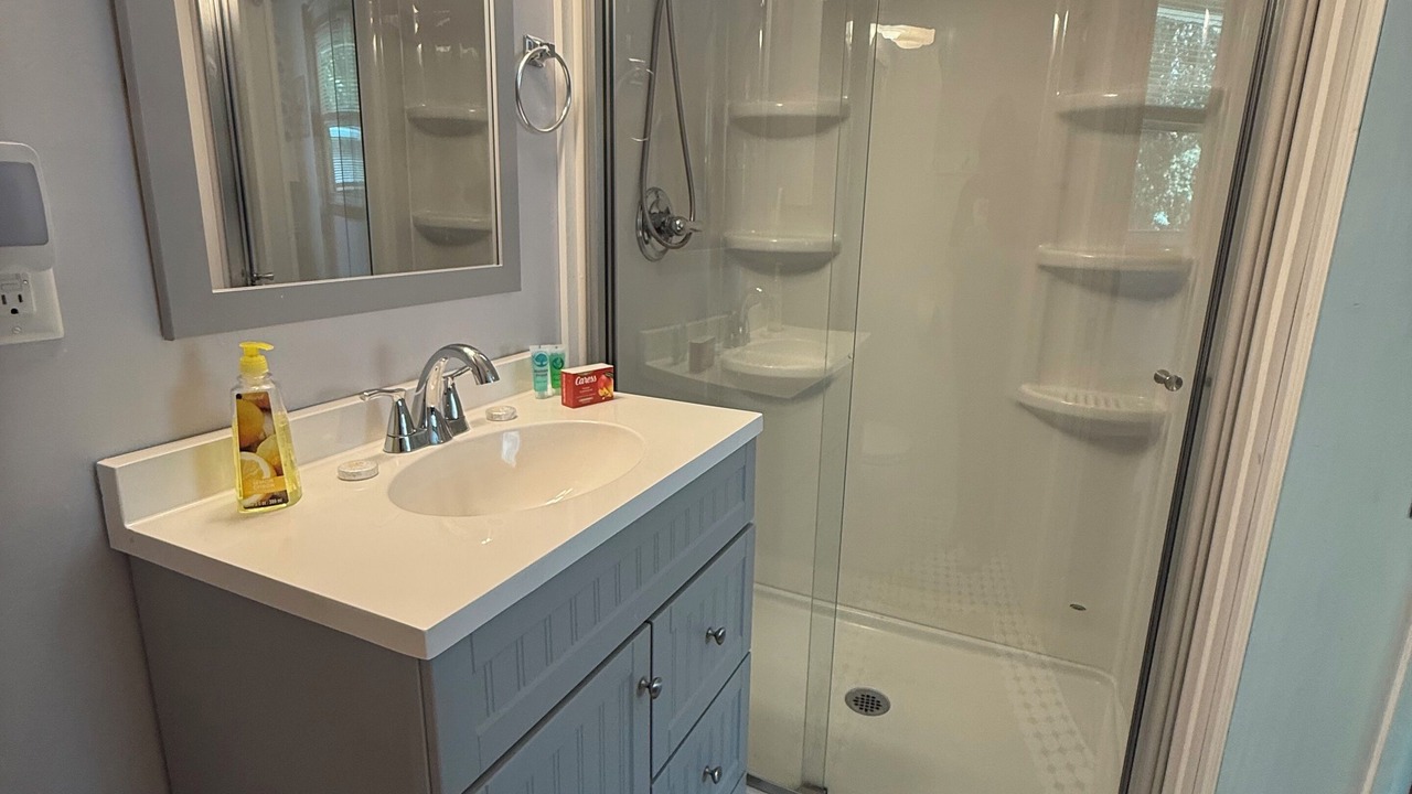 Photo of Bathroom in Elizabethton
